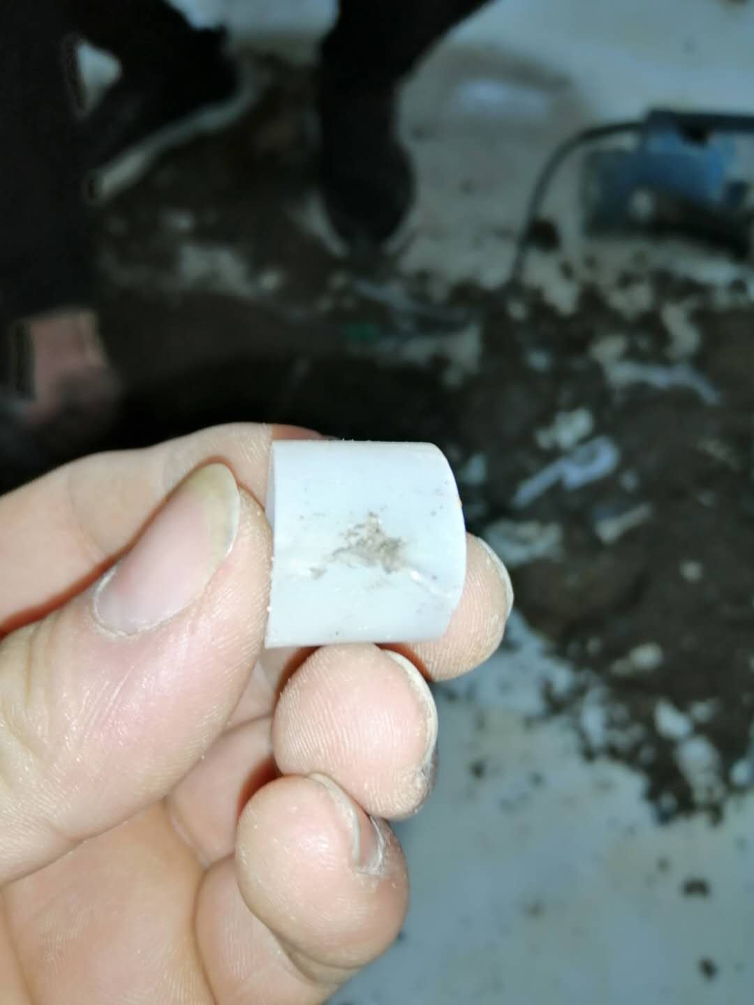 大荔家里地暖漏水了怎么办？